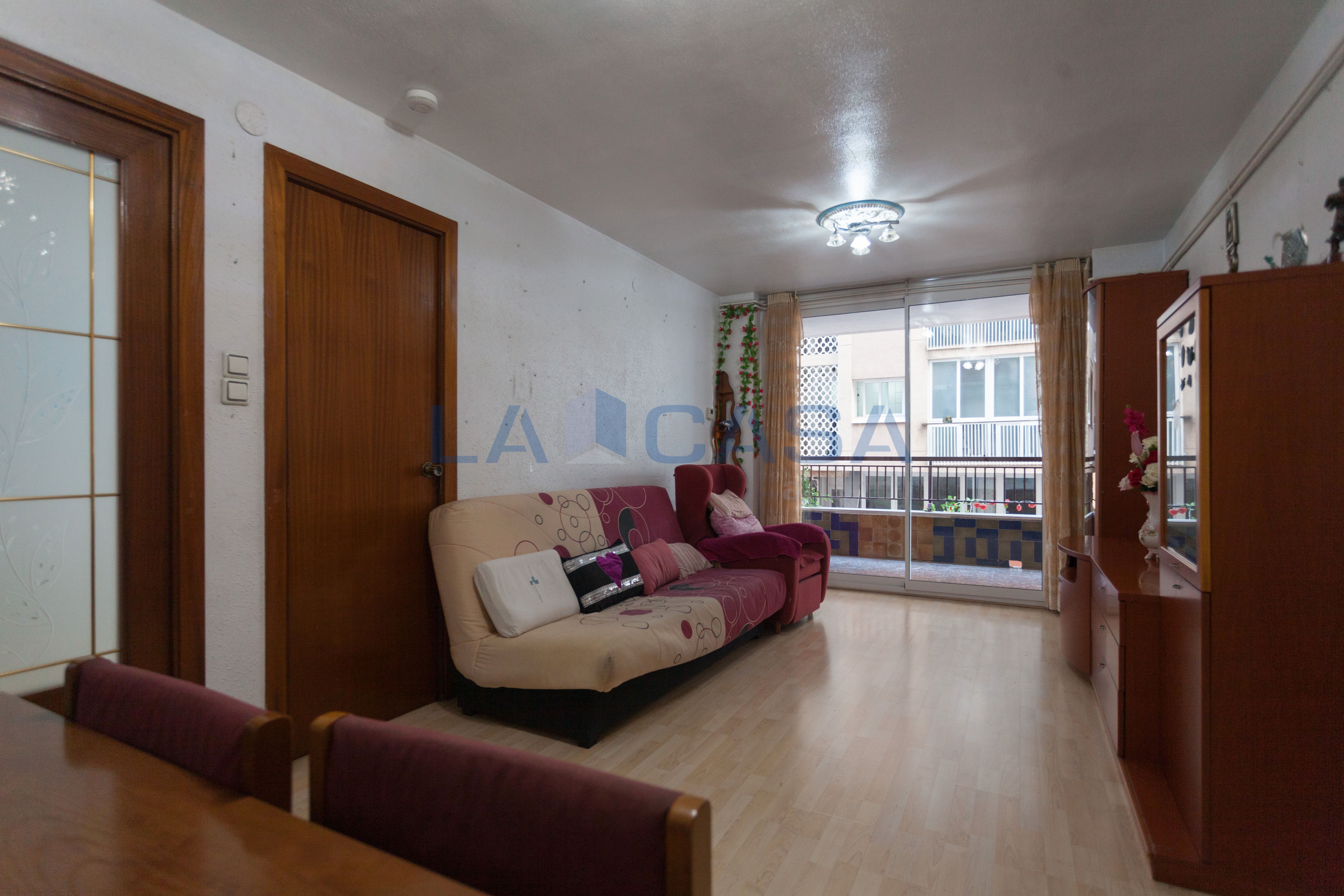 Bedroom of Flat for sale in L'Hospitalet de Llobregat  with Balcony