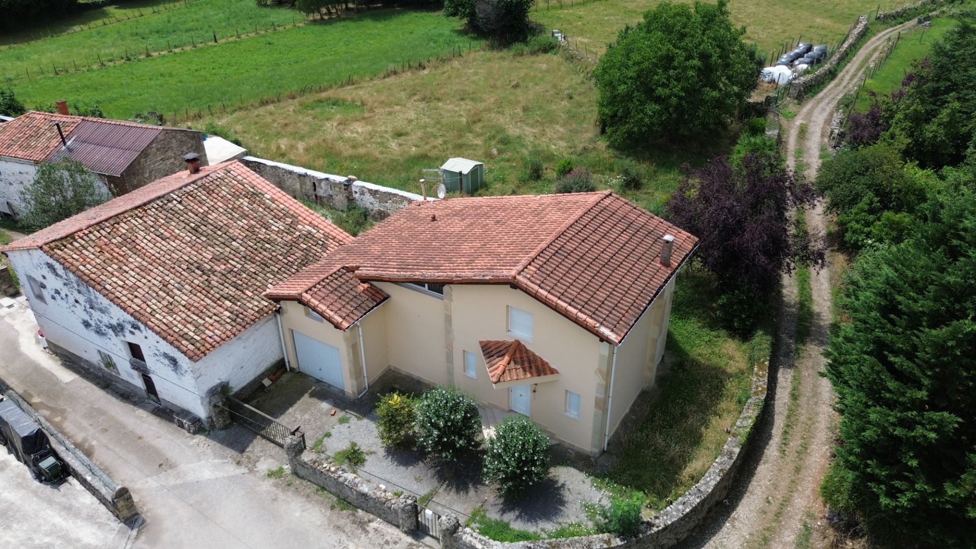 Exterior view of House or chalet for sale in Molledo  with Heating, Private garden and Storage room