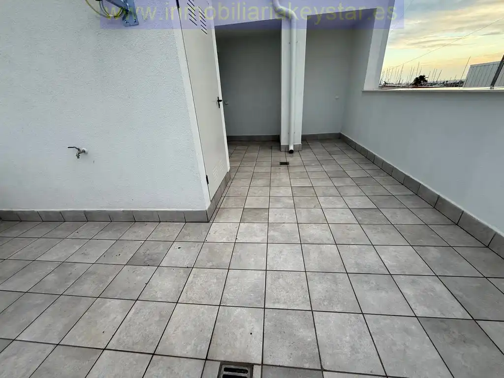 Piso con terraza en alquiler en Barri del Mar, imagen 15