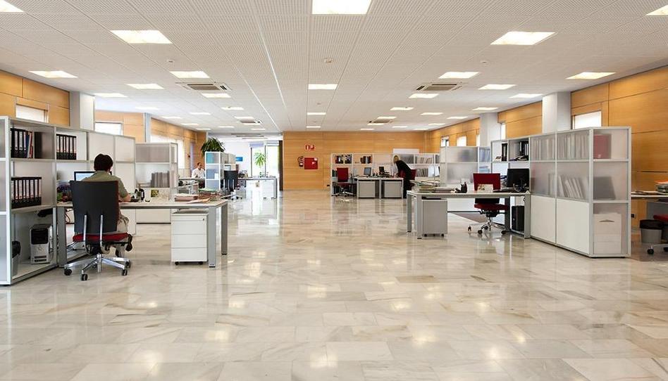 Foto 1 de Oficina de alquiler en Avenida Artesanos , Zona Industrial, Madrid