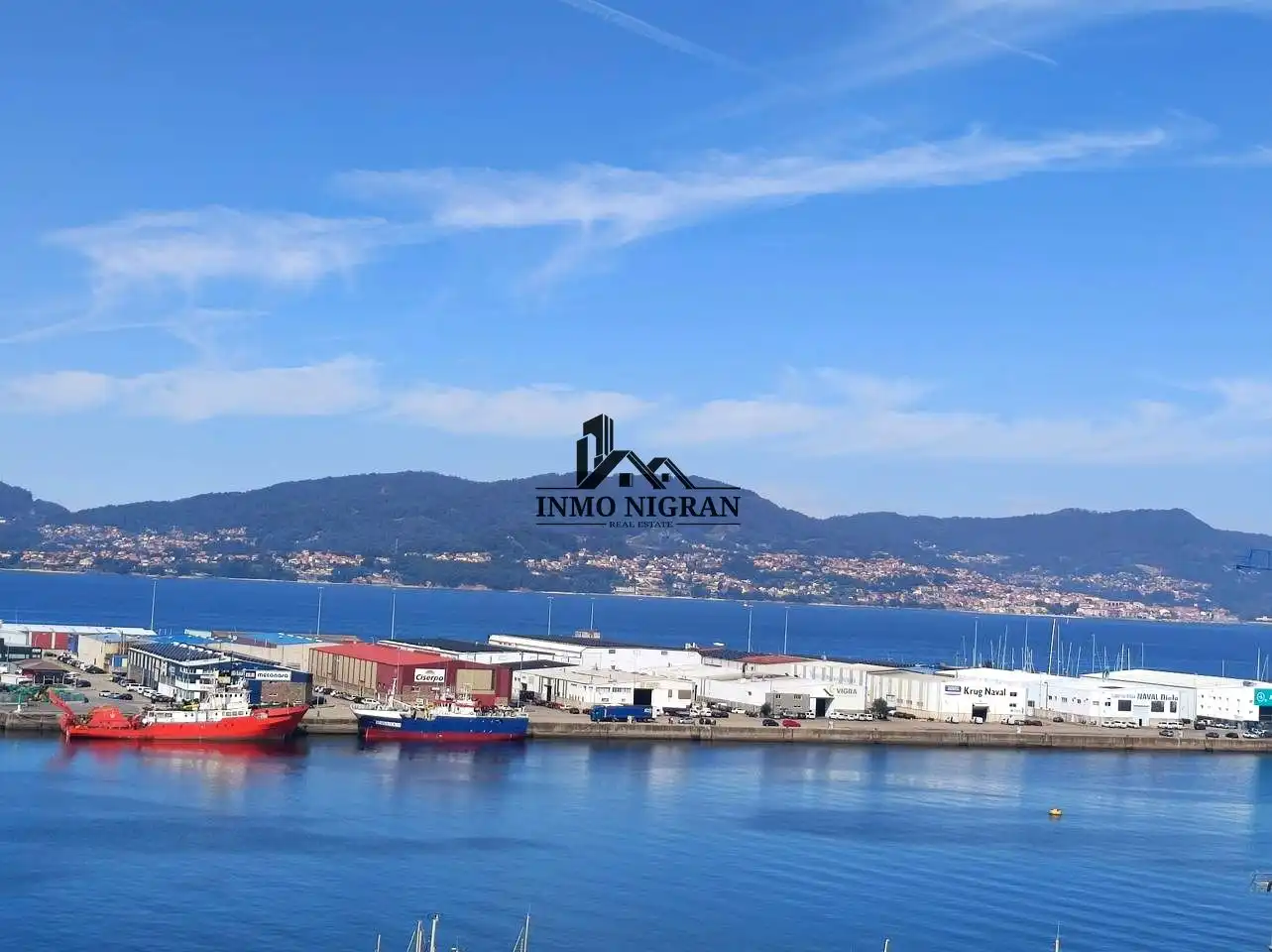 Vista exterior de Dúplex en venta en Vigo  con Calefacción y Terraza