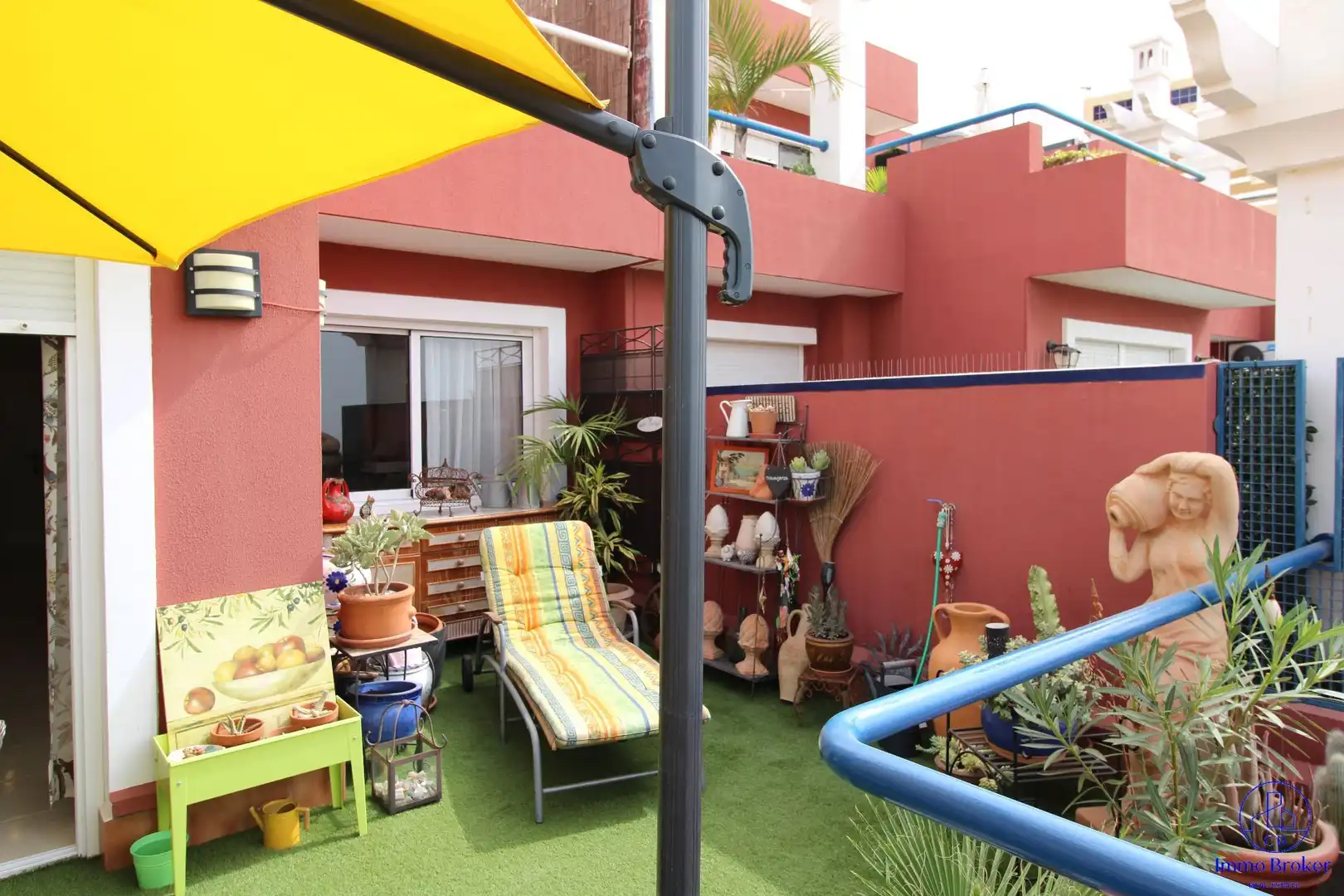 Terrasse von Wohnung zum Verkauf in Adeje mit Abstellraum und Gemeinschaftspool