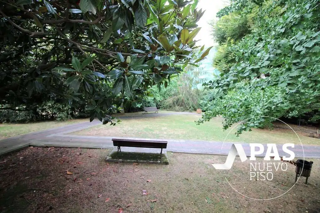Jardín de Piso en venta en Santander con Aire acondicionado, Calefacción y Jardín privado