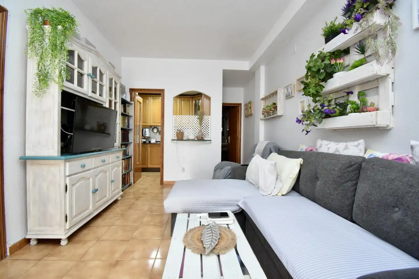 Wohnzimmer von Erdgeschoss zum Verkauf in Santa Pola mit Klimaanlage, Terrasse und Möbliert