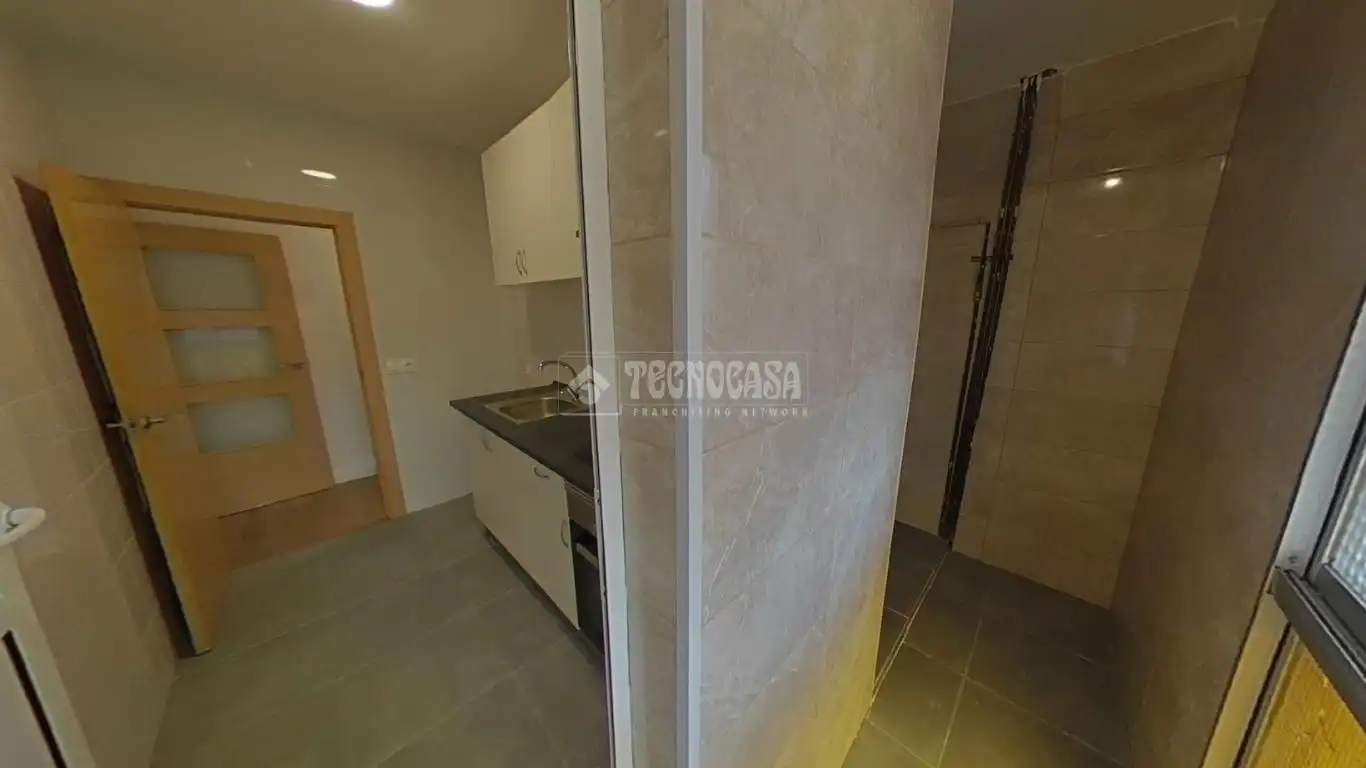 Cocina de Piso en venta en Cornellà de Llobregat