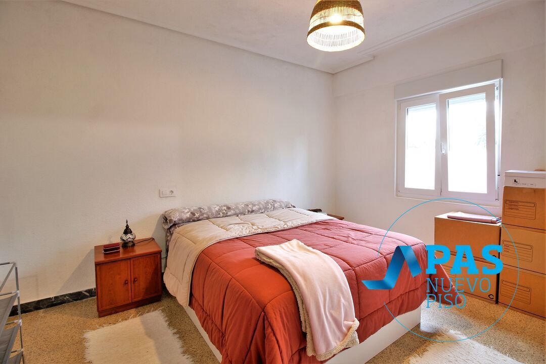 Schlafzimmer von Wohnung zum Verkauf in Torrelavega  mit Terrasse und Balkon
