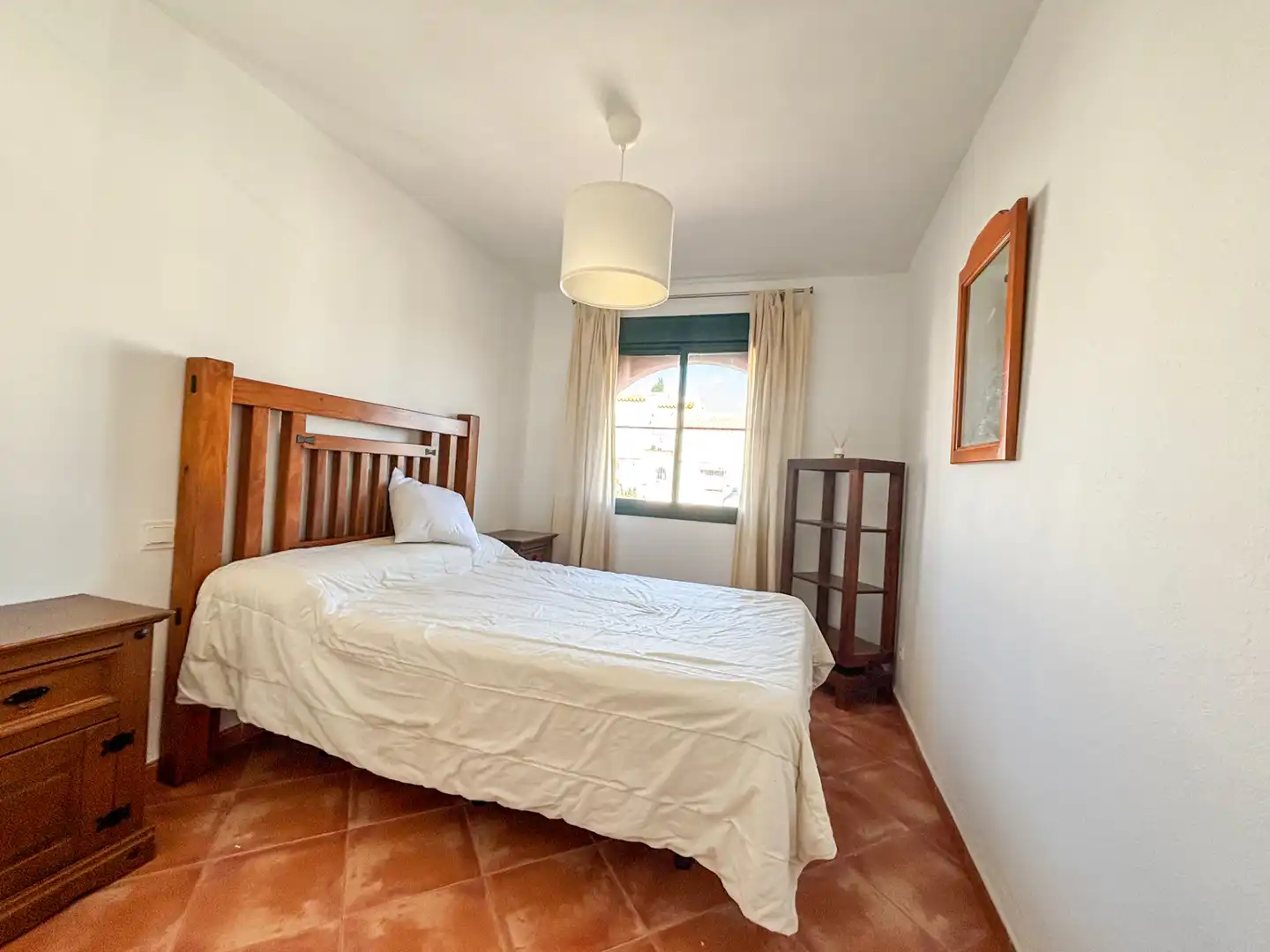 Habitación de Piso en venta en Casares con Aire acondicionado, Calefacción y Amueblado