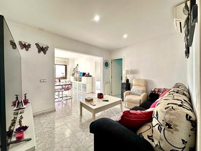 Living room of Flat for sale in Les Franqueses del Vallès  with Air Conditioner