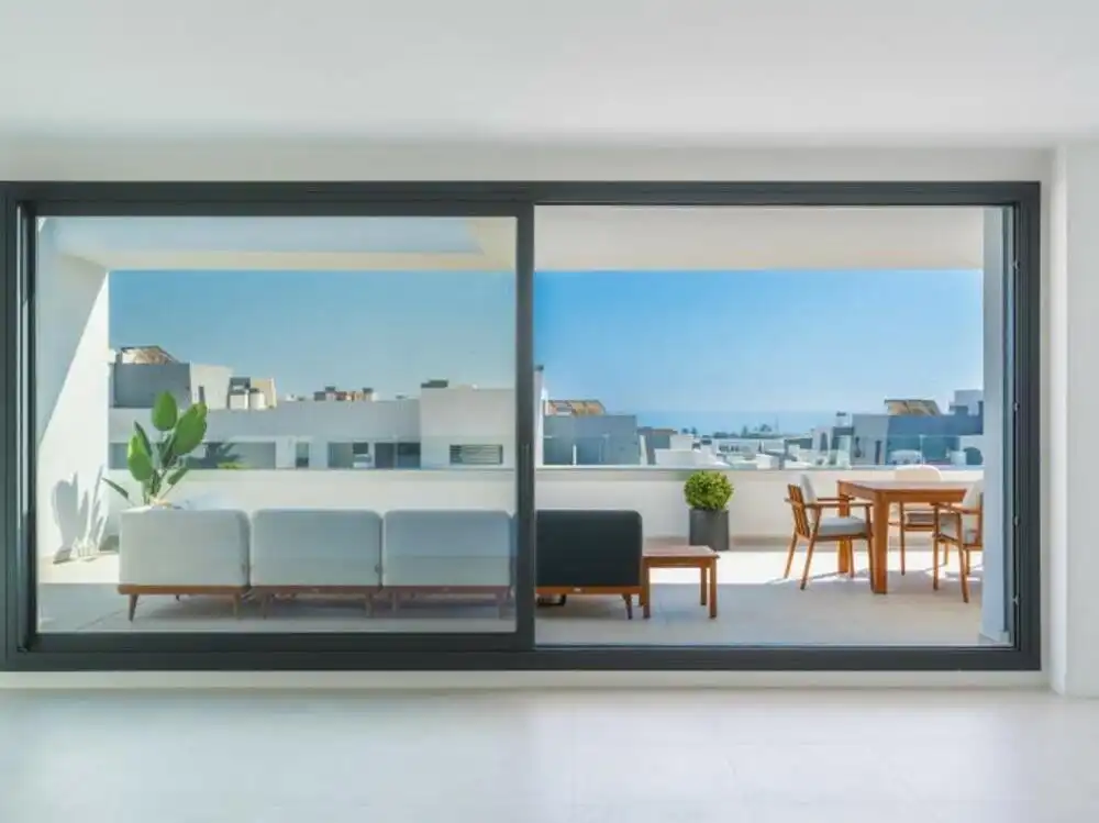 Ático con terraza en venta en Selwo, imagen 7