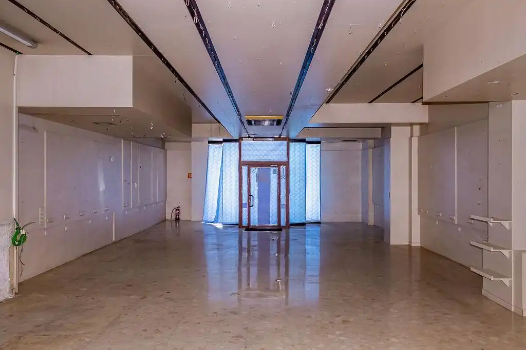 Local comercial en venda a Alcalde Porqueres, imagen 15
