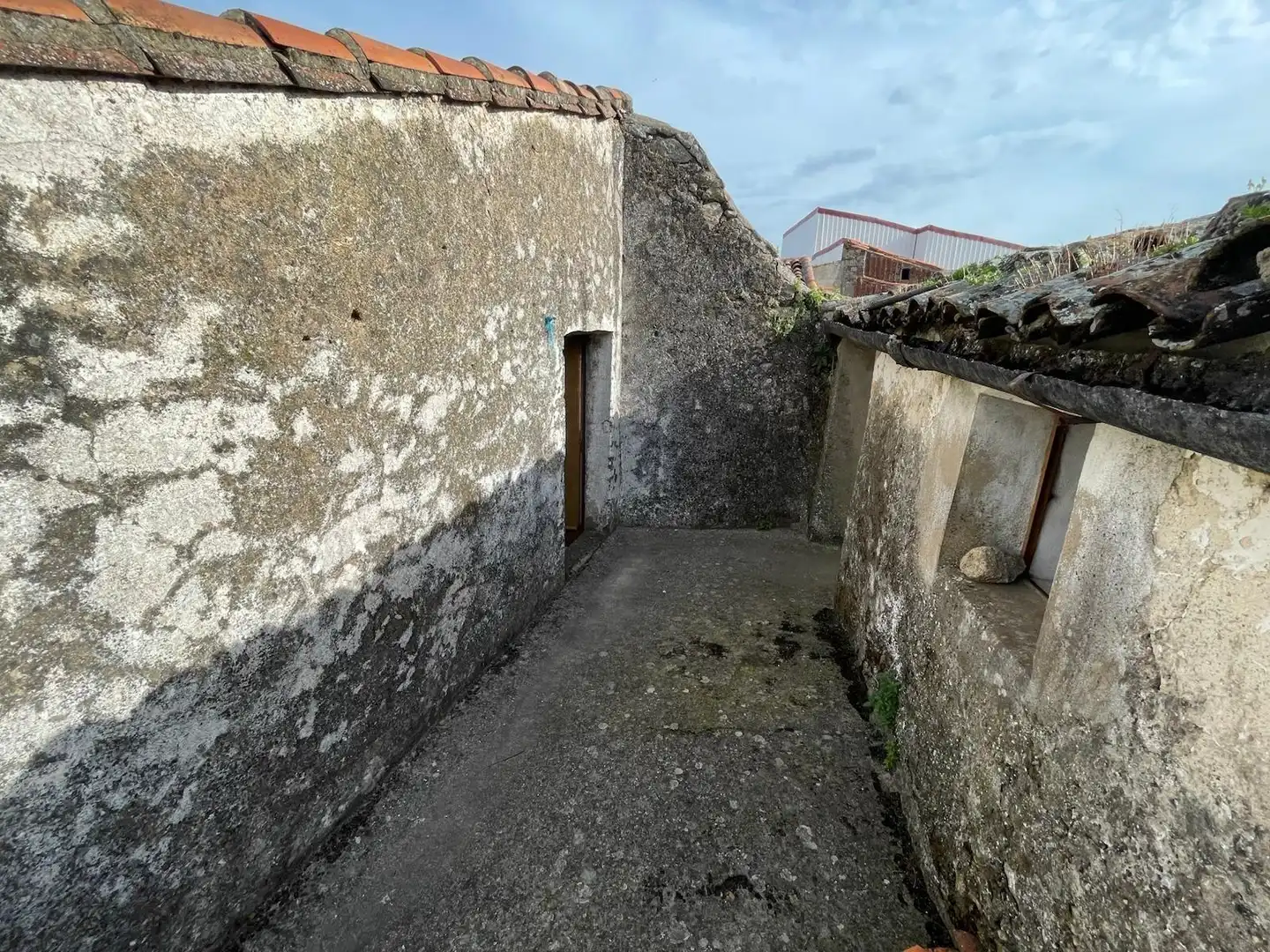 Vista exterior de Casa o xalet en venda en Montánchez amb Terrassa i Traster