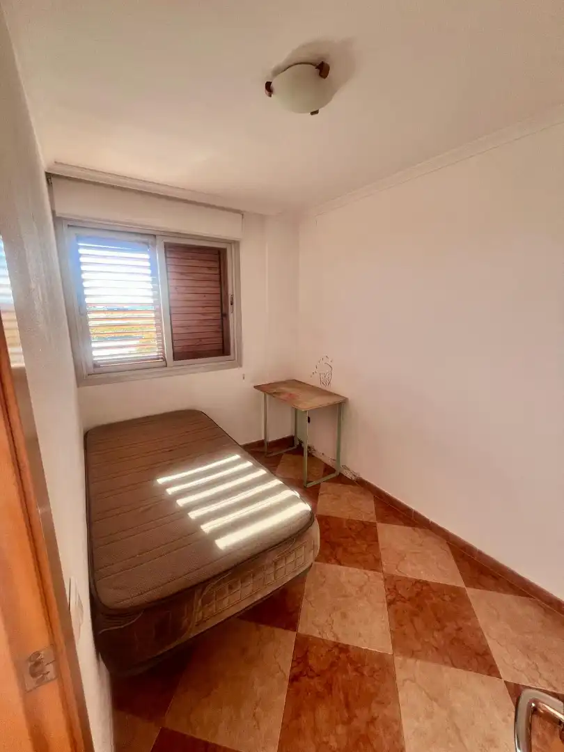 Schlafzimmer von Wohnung zur Miete in La Pobla de Farnals mit Klimaanlage, Terrasse und Möbliert