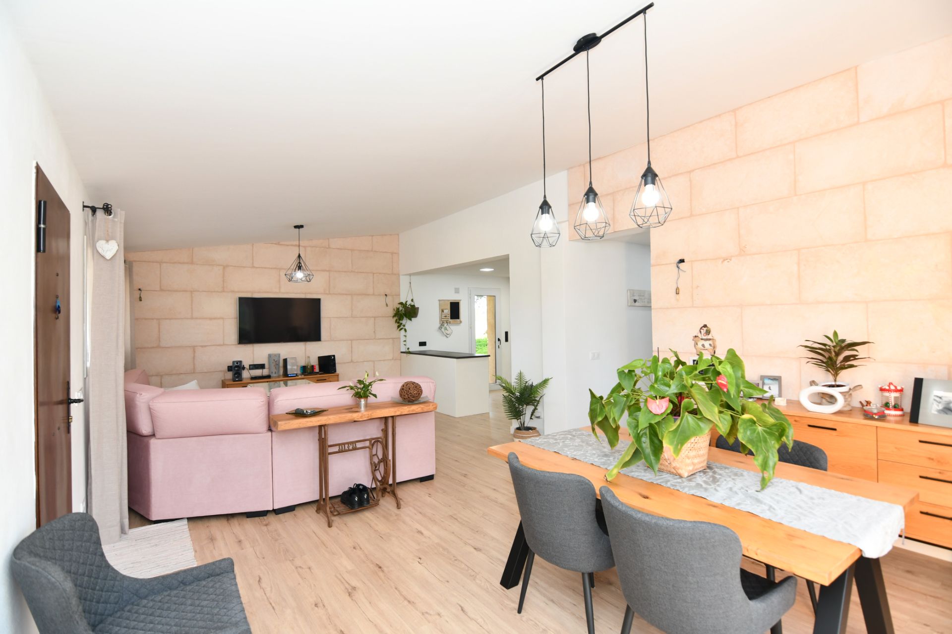 Living room of Country house for sale in Felanitx  with Air Conditioner, Heating and Terrace