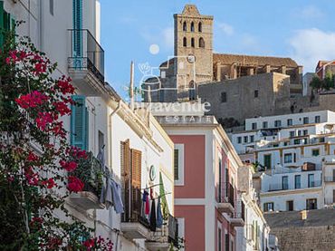 Appartamento con ascensore in affitto a Abel Matutes Juan