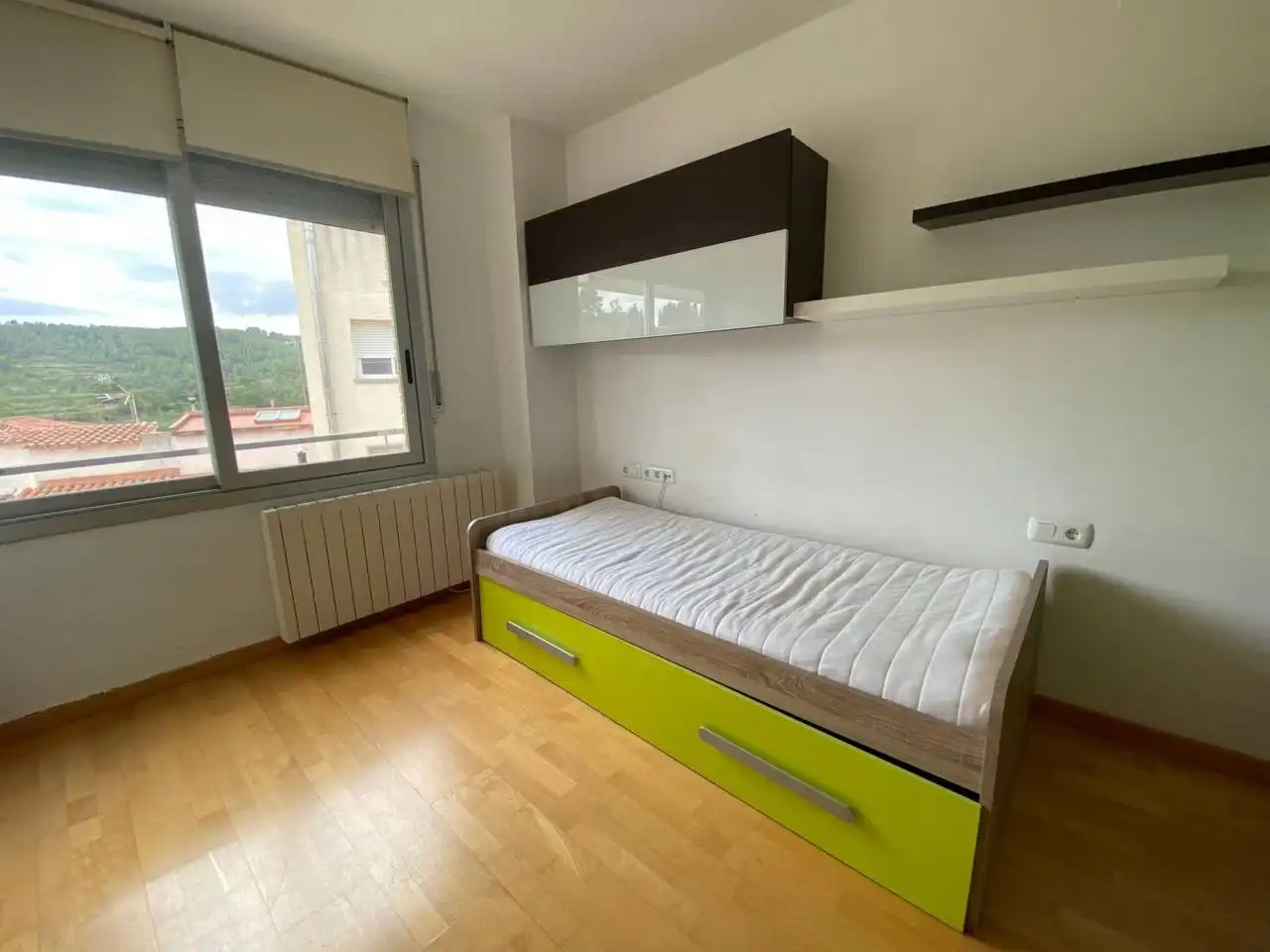 Habitación de Piso en venta en Sant Quintí de Mediona con Calefacción, Parquet y Terraza
