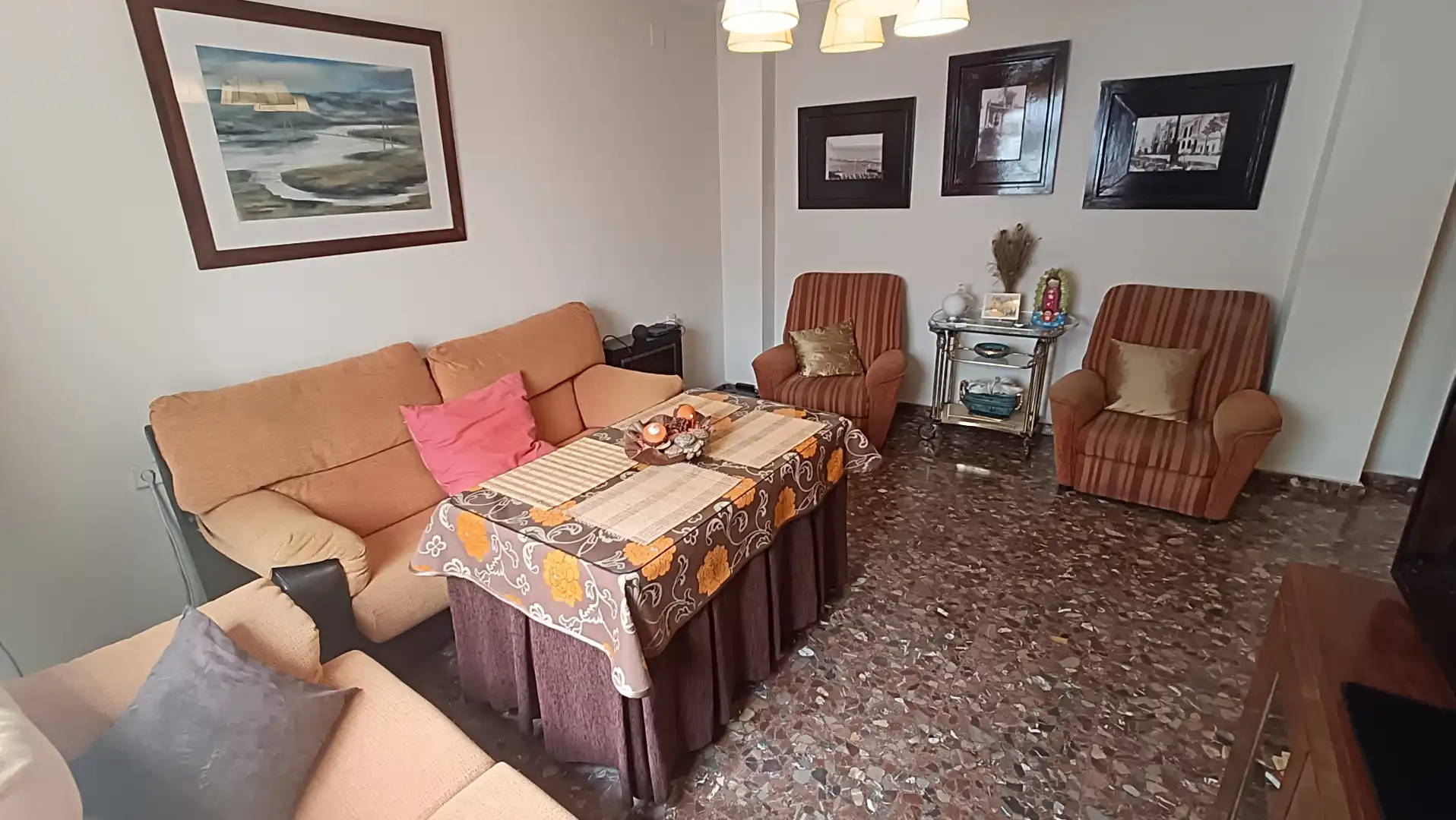 Sala d'estar de Casa o xalet en venda en Isla Cristina amb Terrassa, Moblat i Balcó