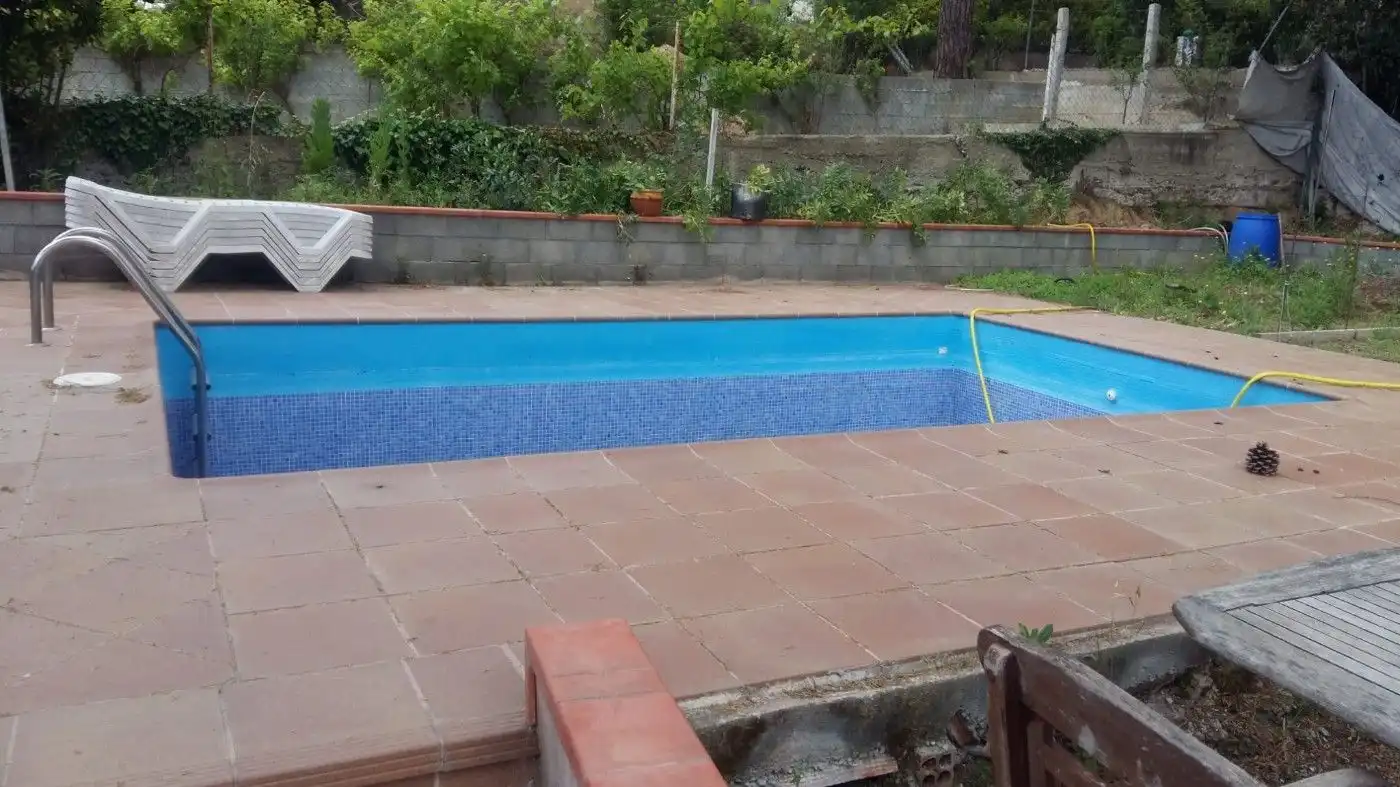 Swimming pool of Residential for sale in Riells i Viabrea