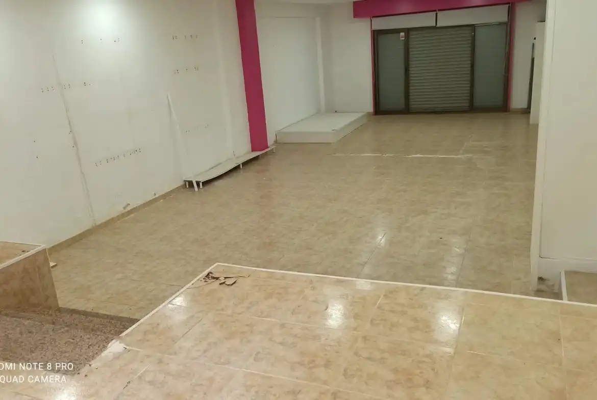 Local comercial en venda a Carrer de Pere Romeu, imagen 3