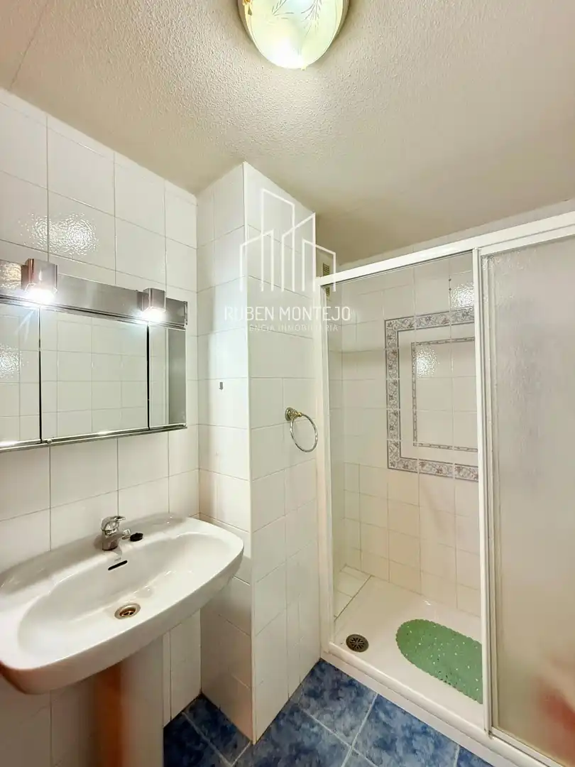 Baño de Apartamento en venta en Garrido