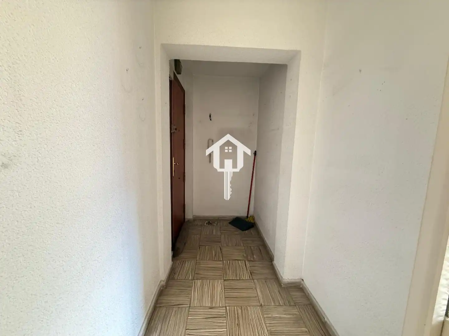 Piso con ascensor en venta en Calle REYES CATOLICOS, imagen 2