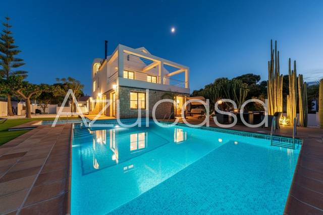 Casa-chalet en Venta en Calle Calle Concha Espina en Vistahermosa