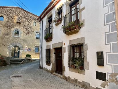 Vista exterior de Casa o xalet en venda en Caldes d'Estrac amb Terrassa i Balcó