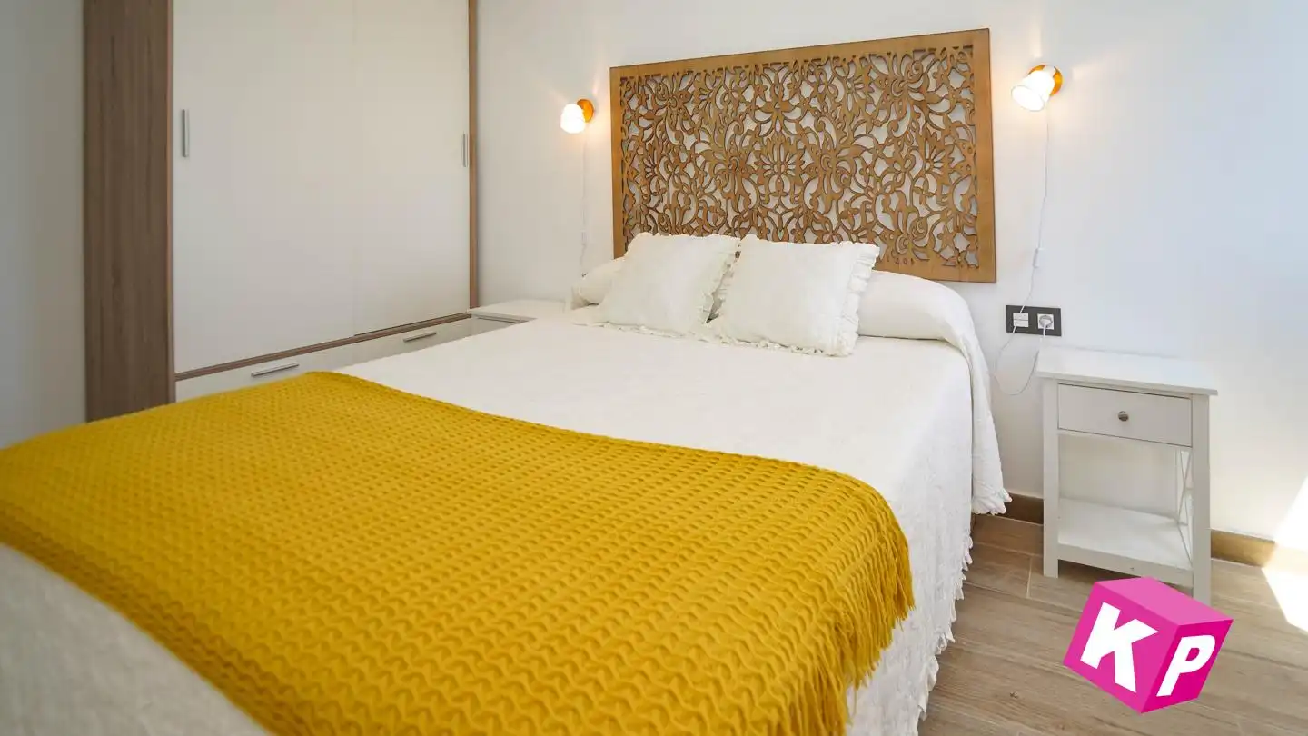 Habitación de Piso en venta en Santa Pola con Aire acondicionado, Terraza y Amueblado