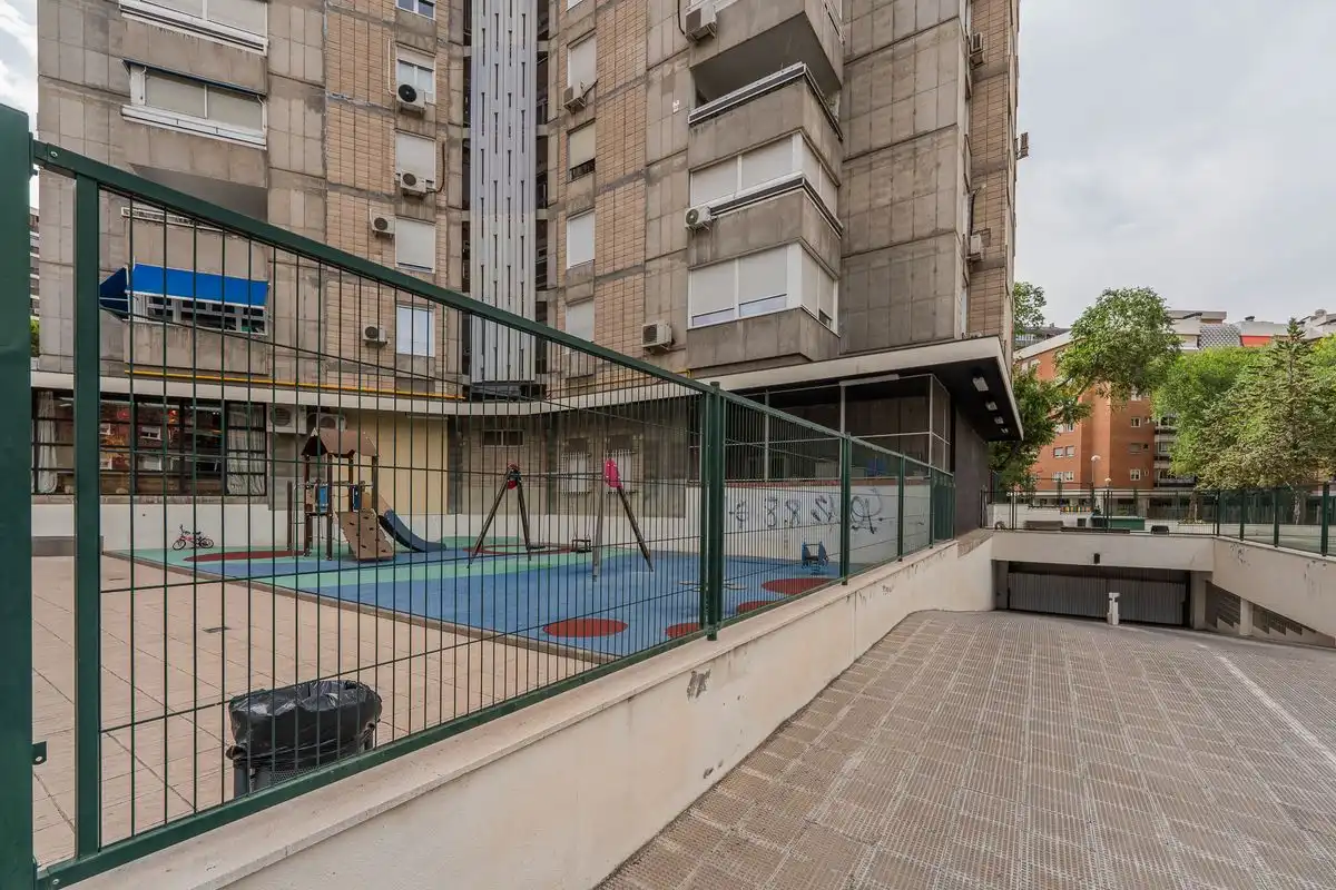 Pis amb ascensor en venda a Calle de Caleruega, imagen 24