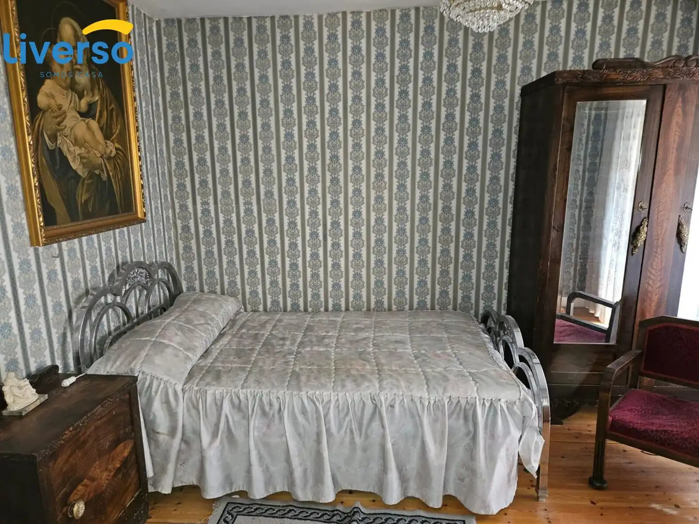 Dormitori de Casa o xalet en venda en Pradoluengo amb Terrassa, Moblat i Balcó
