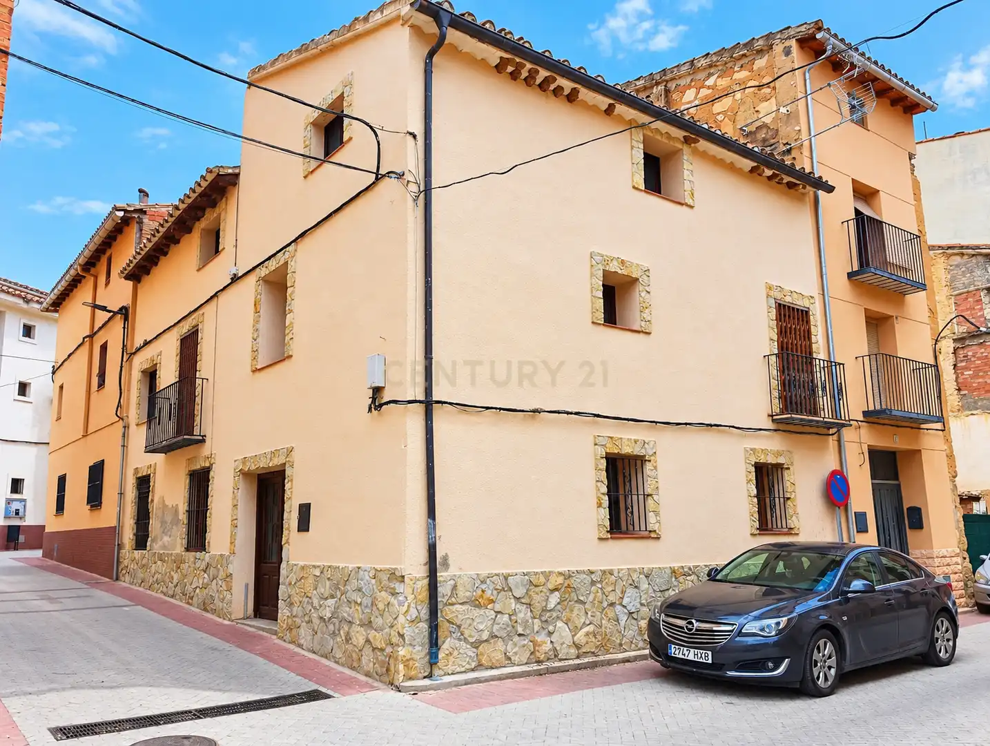 Casa con terrazza in vendita a Plaza de la Iglesia, Torrebaja, Spain