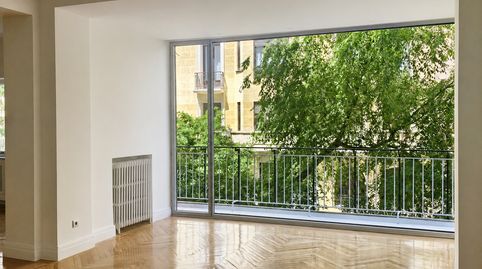 Photo 4 of Flat for rent in Calle de Fortuny, Almagro, Madrid Capital
