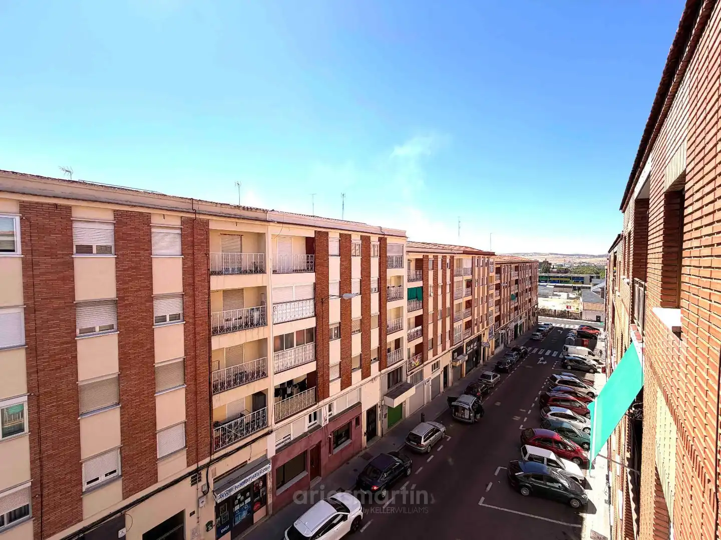 Vista exterior de Pis en venda en Salamanca amb Calefacció, Terrassa i Balcó