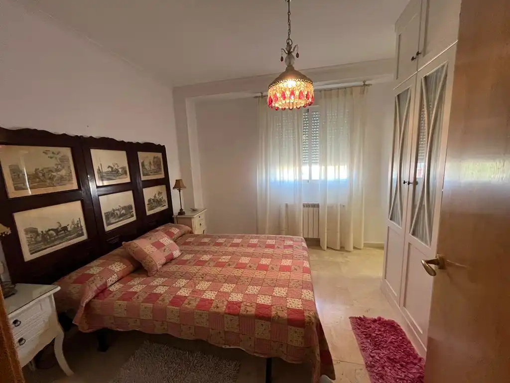 Schlafzimmer von Wohnung zum Verkauf in Hellín mit Klimaanlage, Heizung und Abstellraum