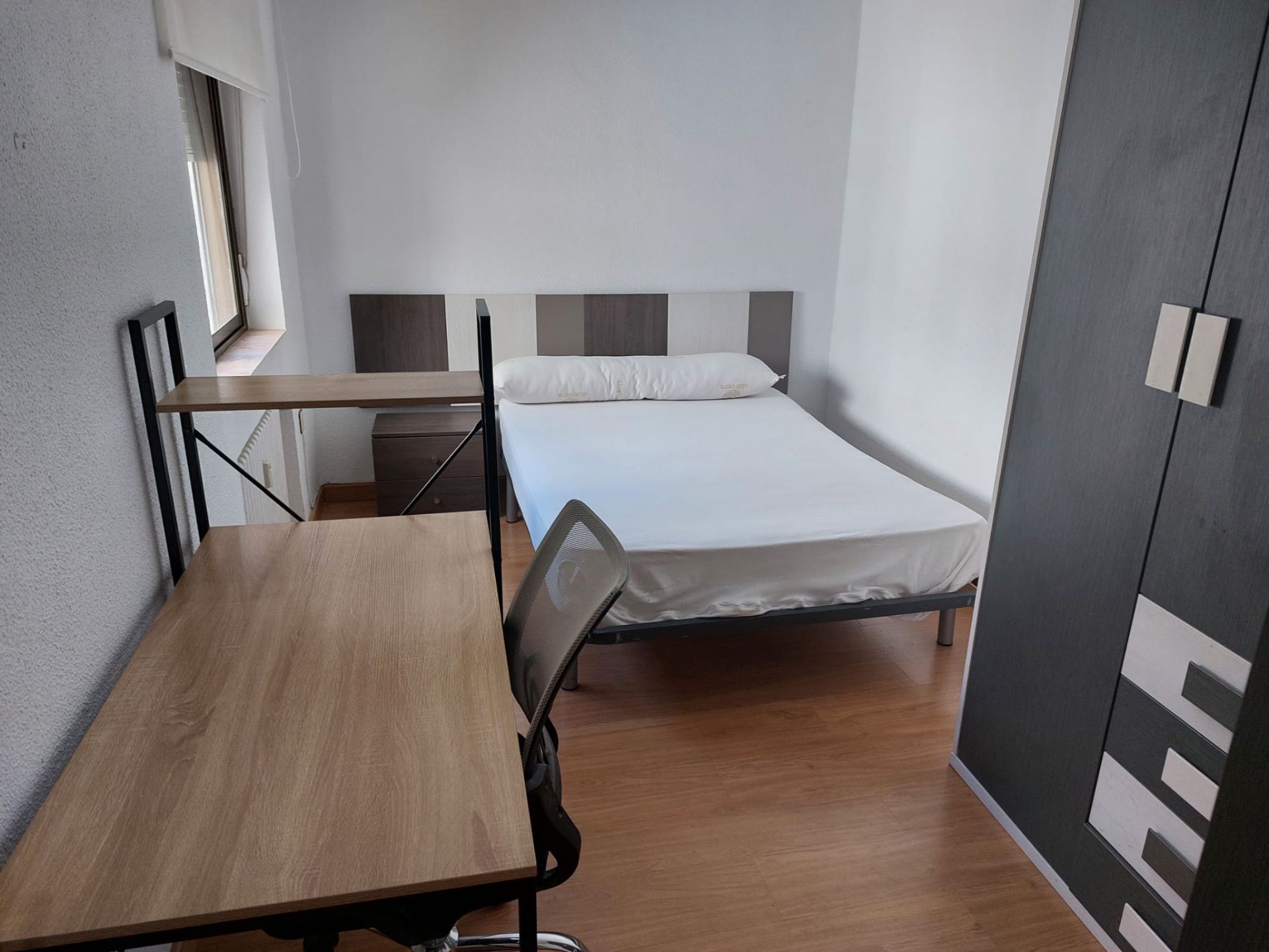 Bedroom of Attic to rent in Salamanca Capital  with Heating, Terrace and Furnished