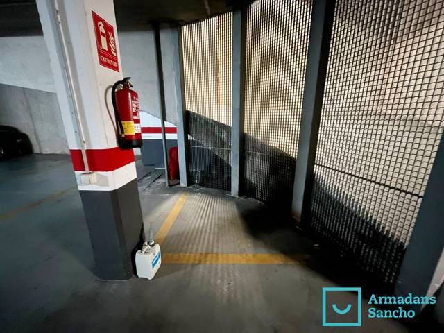 Garaje en Alquiler en Carrer de València en L'Antiga Esquerra de l'Eixample