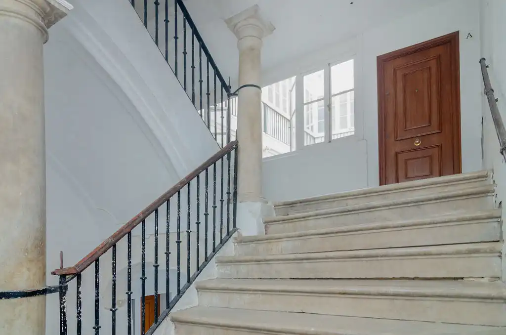 Piso en venta en C/ Obispo Urquinaona, El Pópulo - Santa María