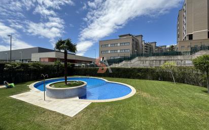 Swimming pool of Flat for sale in Valladolid Capital  with Balcony