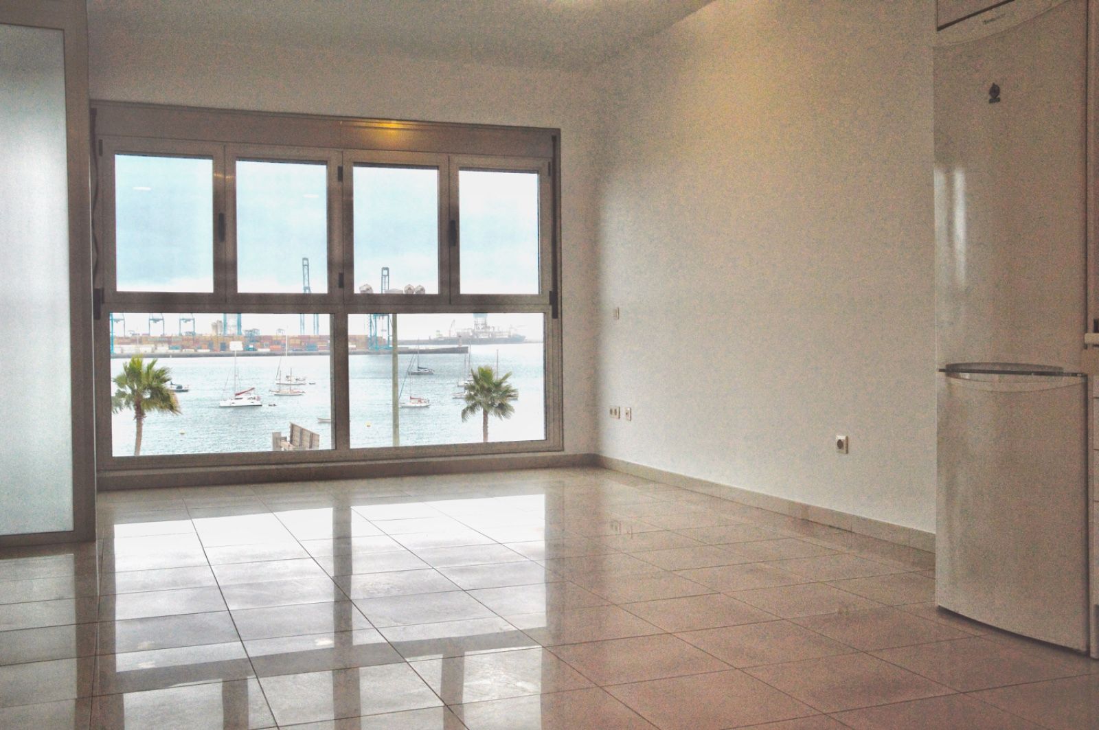Living room of Flat to rent in Las Palmas de Gran Canaria  with Oven and Washing machine