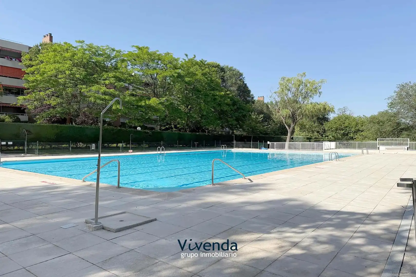 Piscina de Pis en venda en Pozuelo de Alarcón amb Aire condicionat, Calefacció i Terrassa