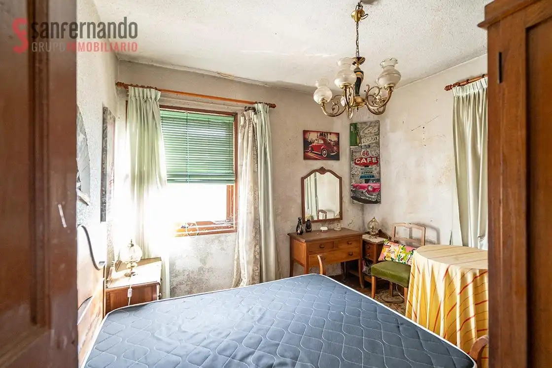 Habitación de Finca rústica en venta en Corvera de Toranzo con Jardín privado, Terraza y Trastero