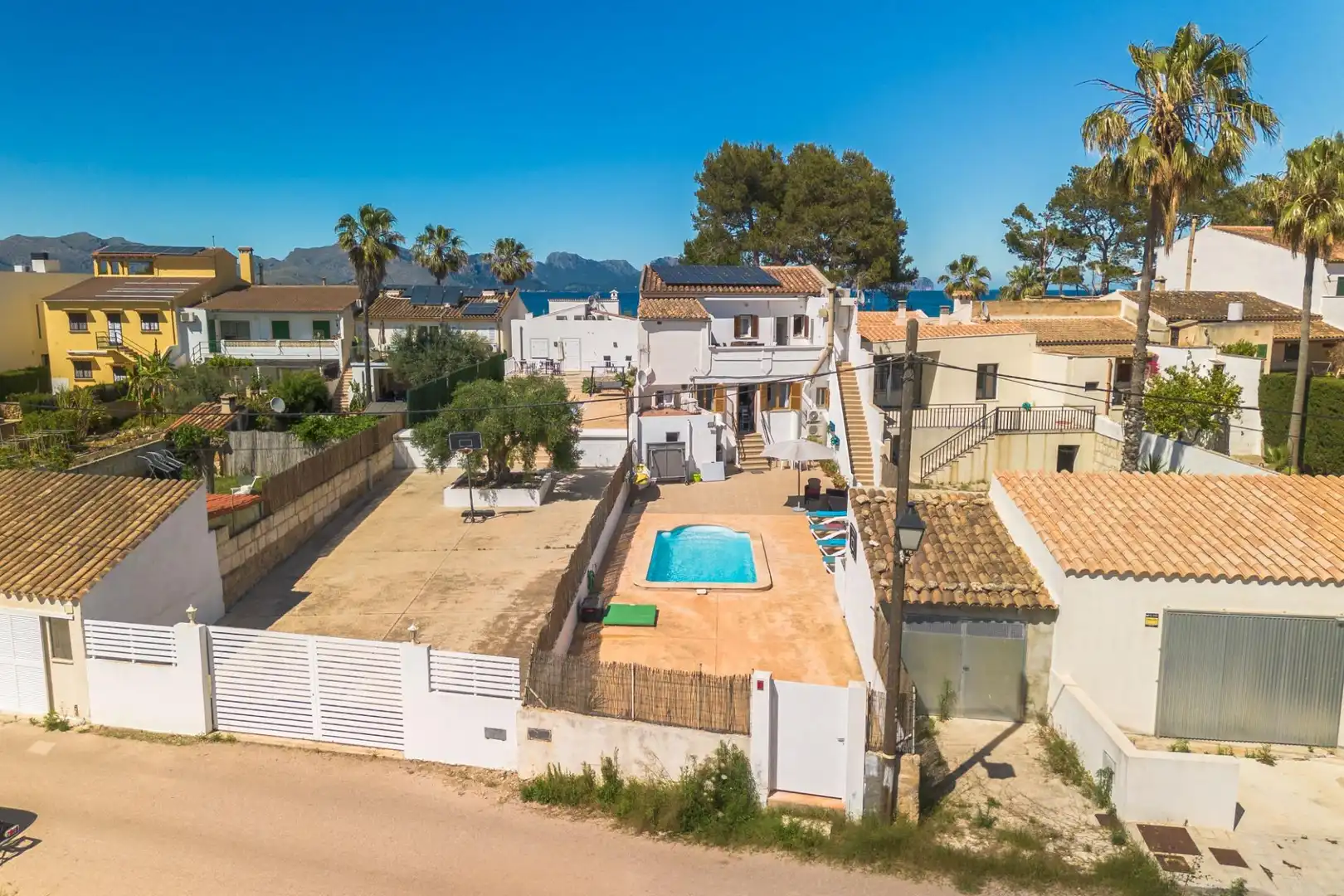 Houses for sale in Carretera Port Pollença, Bacarés - Manresa - Bonaire