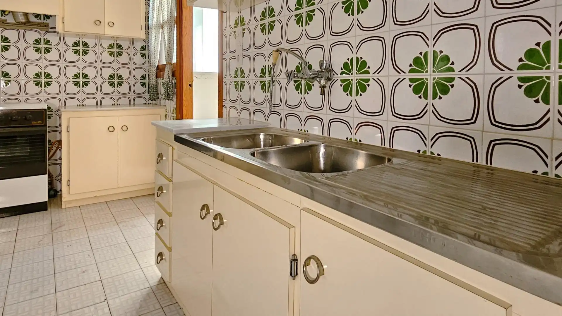 Kitchen of Flat for sale in Gandia  with Storage room and Balcony