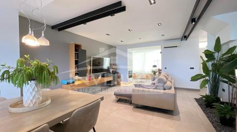 Foto 2 de Casa adosada en venta en Calle Playas de la Ensenada, 51, Almerimar, Almería