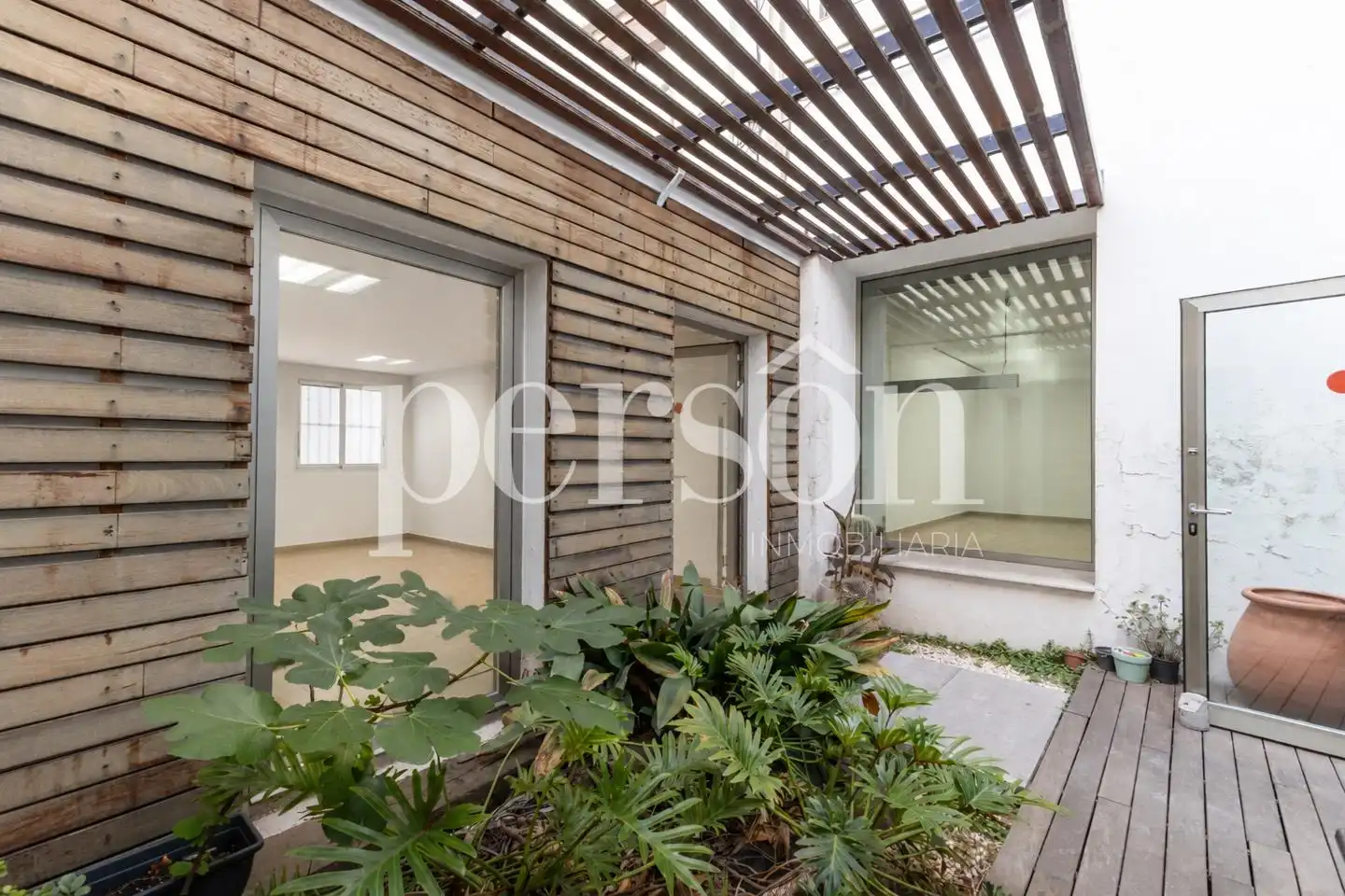 Terraza de Local en venta en Valencia con Aire acondicionado