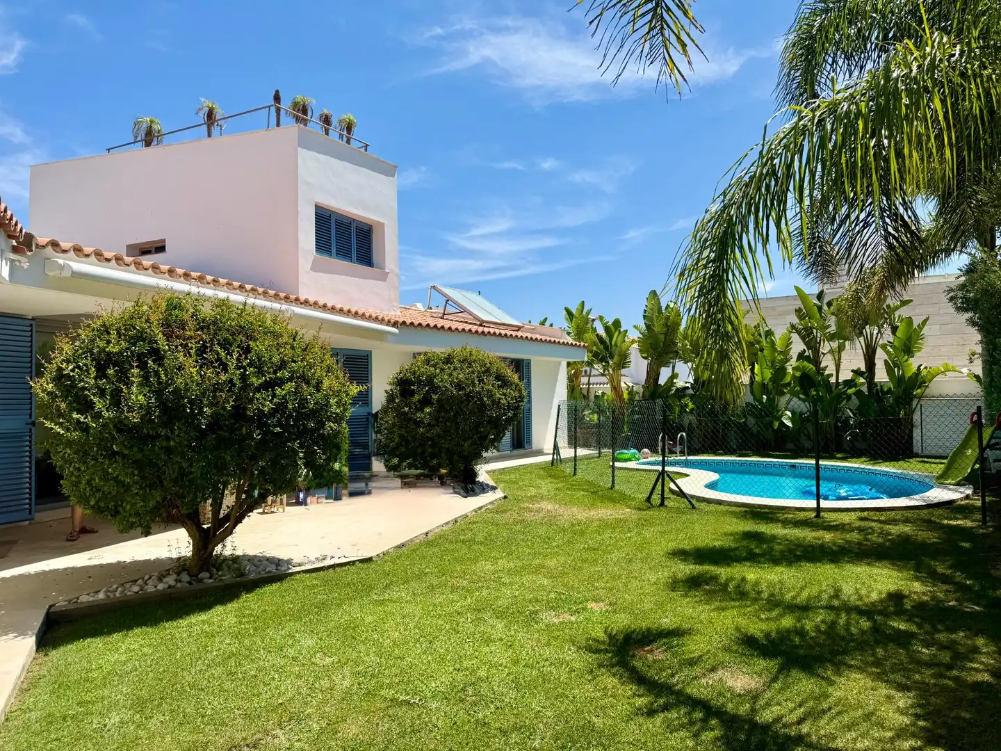 Detached house for sale in Conil, imagen 5