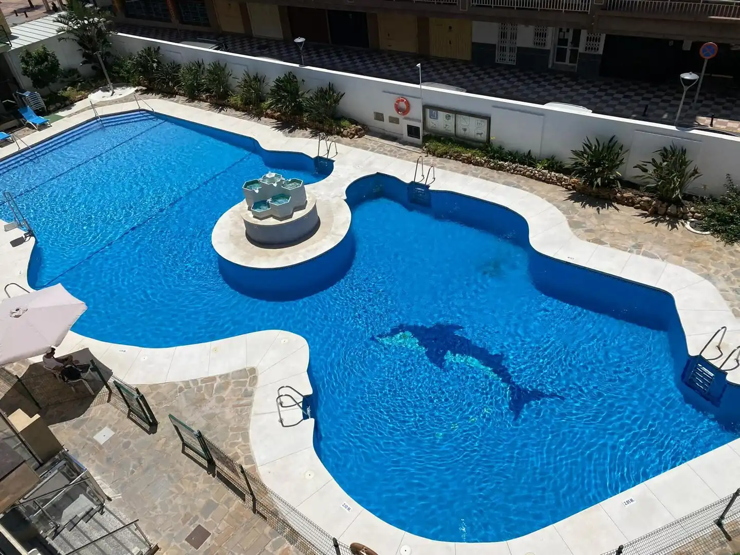 Piscina de Apartamento en venta en Fuengirola con Aire acondicionado y Piscina comunitaria