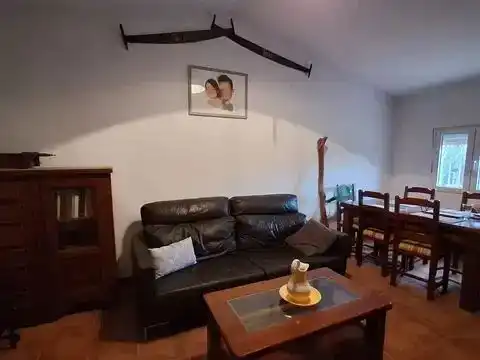 Sala d'estar de Finca rústica en venda en Vall d'Alba amb Jardí privat, Piscina i Moblat