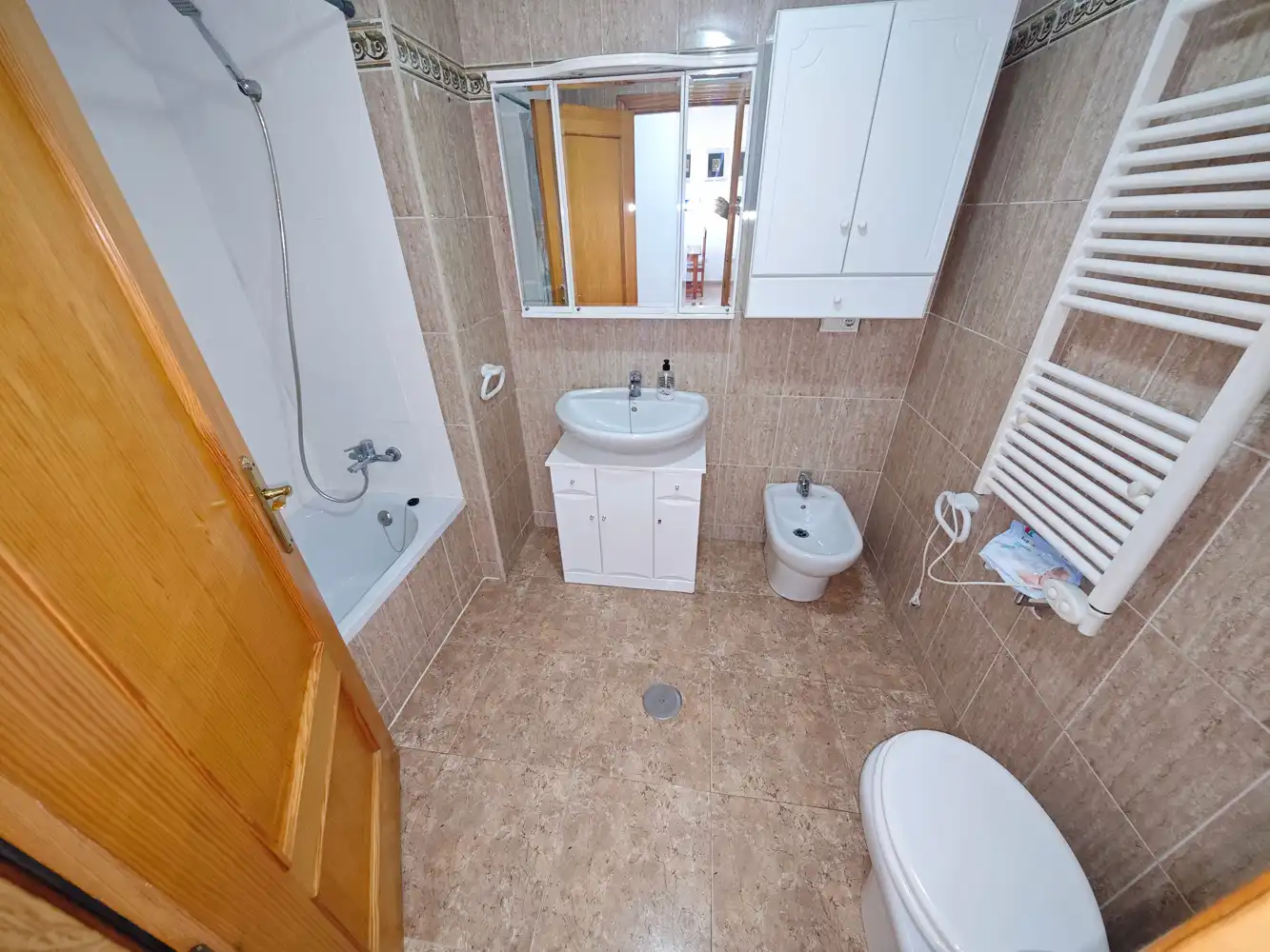 Baño de Piso en venta en Calpe / Calp con Aire acondicionado, Terraza y Amueblado