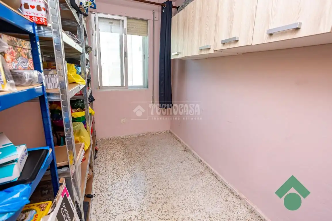 Habitación de Piso en venta en Algeciras con Calefacción