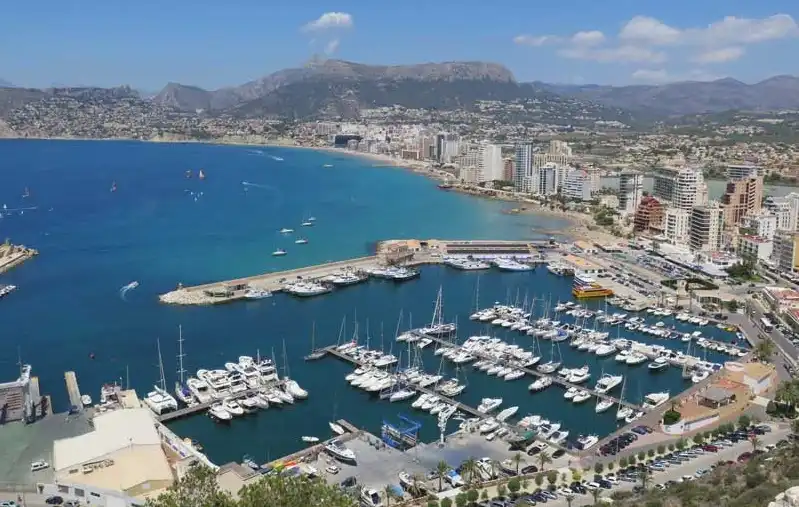 Vista exterior de Casa adosada de alquiler en Altea con Aire acondicionado, Calefacción y Jardín privado